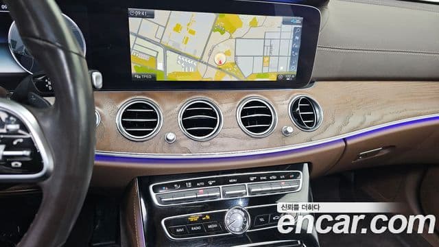 Mercedes-Benz E-класс W213 Exclusive, 2020 15