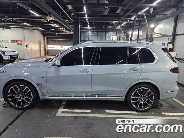 BMW X7 (G07) xDrive 40d M Sport 6인승, 2024 2