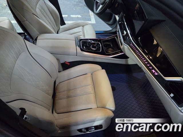 BMW X7 (G07) xDrive 40d M Sport 6인승, 2024 4