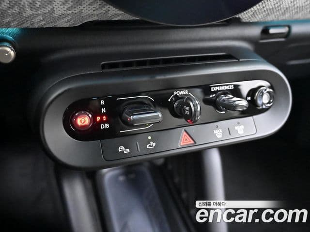 Mini Cooper Электрический (Electric) 4세대 SE favored, 2024 9