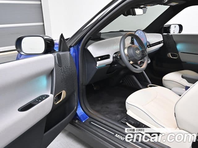 Mini Cooper Электрический (Electric) 4세대 SE favored, 2024 11