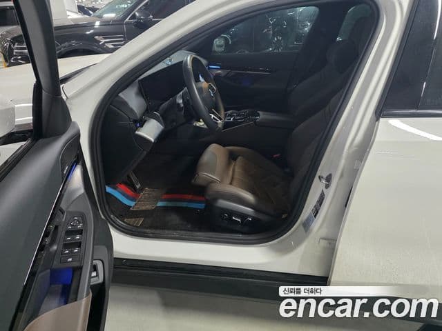 BMW 5시리즈 (G60) 520i M Sport, 2024 10