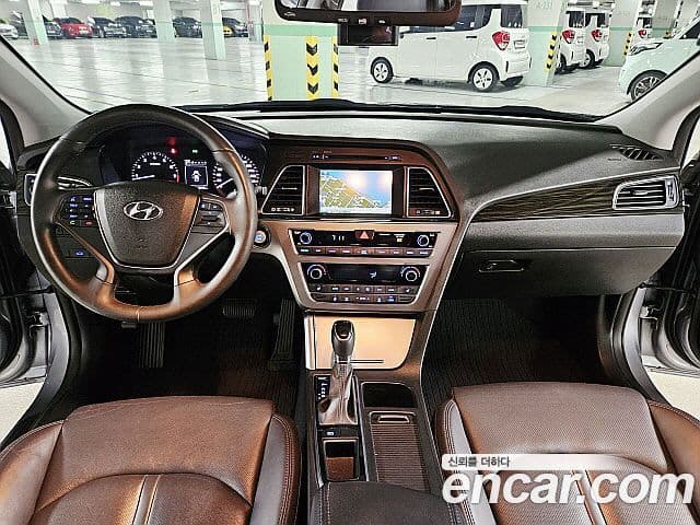 Hyundai LF Sonata 2.0 Smart, 2016 11