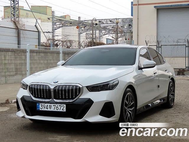 BMW 5시리즈 (G60) 523d M Sport, 2025 1