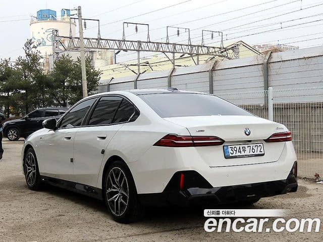 BMW 5시리즈 (G60) 523d M Sport, 2025 2