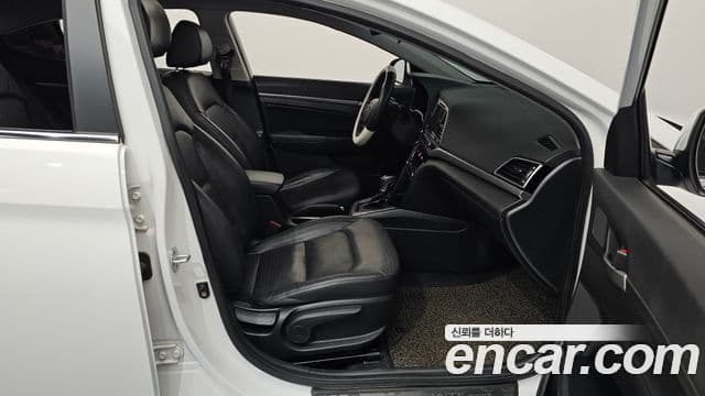 Hyundai Avante AD Premium, 2016 11