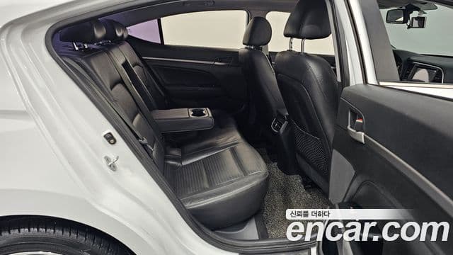 Hyundai Avante AD Premium, 2016 12