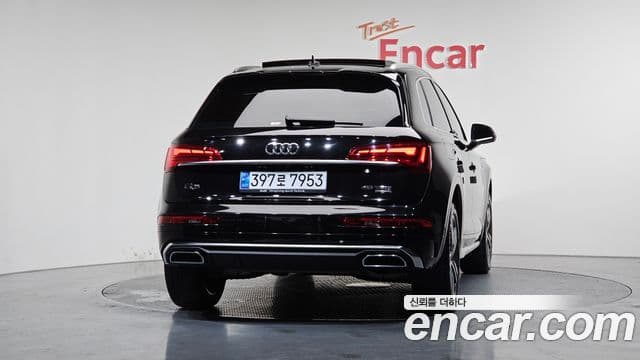 Audi Q5 (FY) Premium, 2021 4