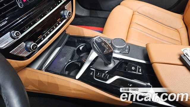BMW 5시리즈 (G30) 520i M Sport, 2022 9