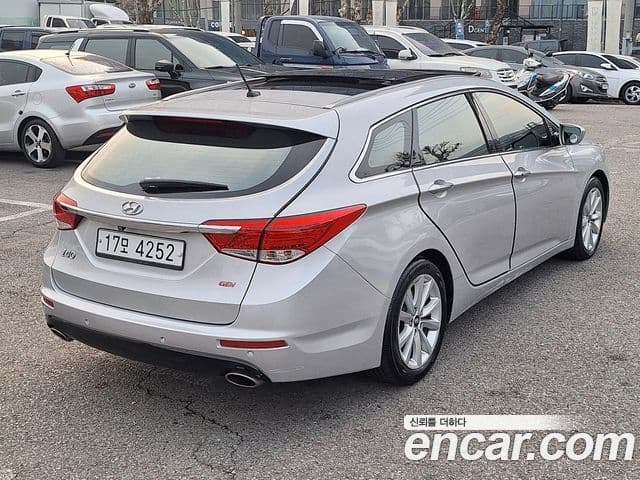 Hyundai i40 Modern, 2012 6