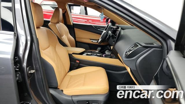 Lexus NX450h+ 2세대 Premium, 2025 11