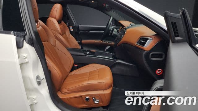 Maserati 기블리 3세대, 2022 11