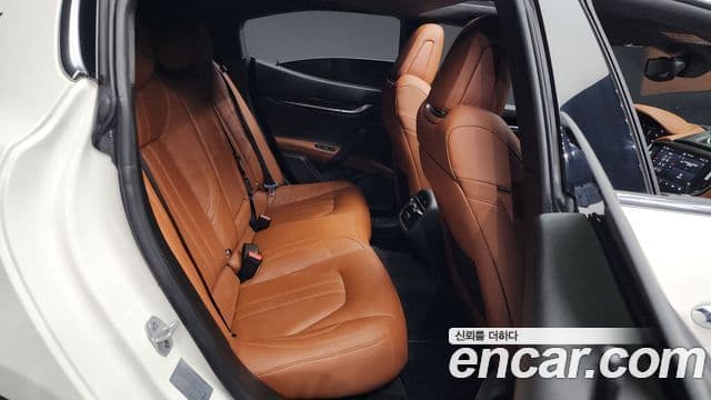 Maserati 기블리 3세대, 2022 12