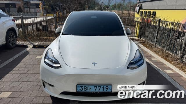 Tesla модель Y Long Range, 2022 3