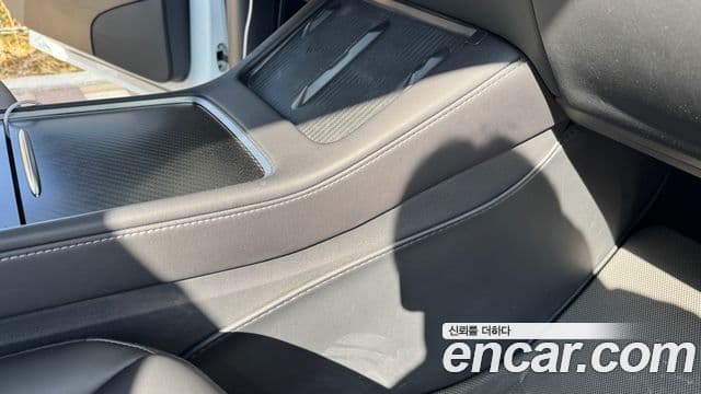 Tesla модель Y Long Range, 2022 12