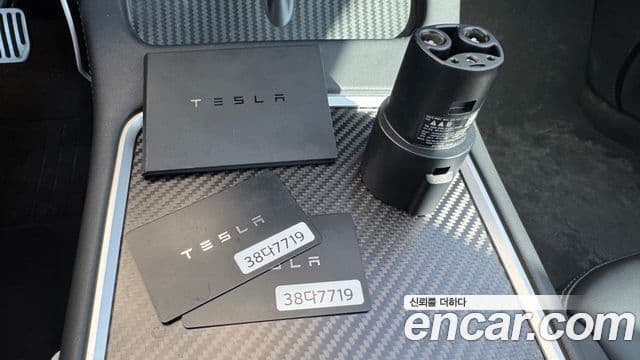 Tesla модель Y Long Range, 2022 16