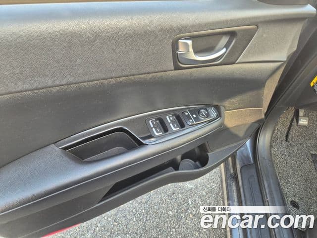 Kia K5 2세대 Prestige, 2017 18