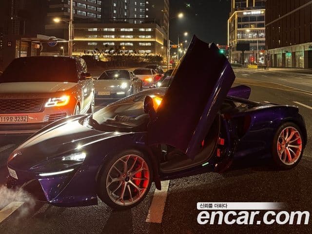 맥라렌 아투라 3.0 купе, 2024 9