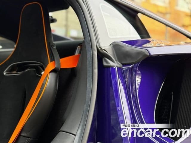 맥라렌 아투라 3.0 купе, 2024 11