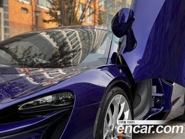 맥라렌 아투라 3.0 купе, 2024 12