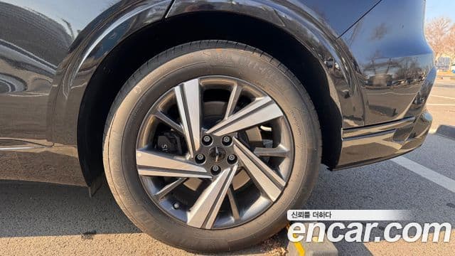 Genesis GV70, 2025 12