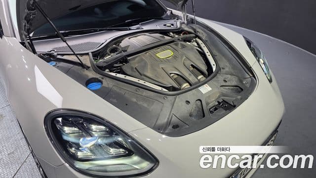 Porsche Panamera (971) 2.9 AWD E-гибрид Platinum Edition, 2022 6