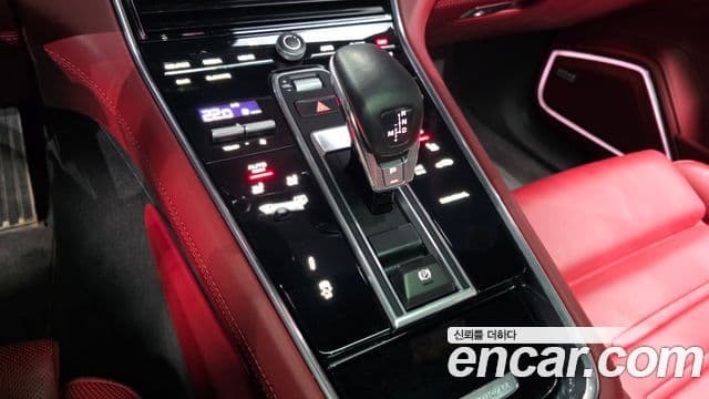 Porsche Panamera (971) 2.9 AWD E-гибрид Platinum Edition, 2022 9