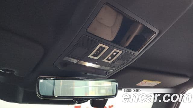 Land Rover Defender (L663) 110 P300 X-Dynamic SE, 2025 17