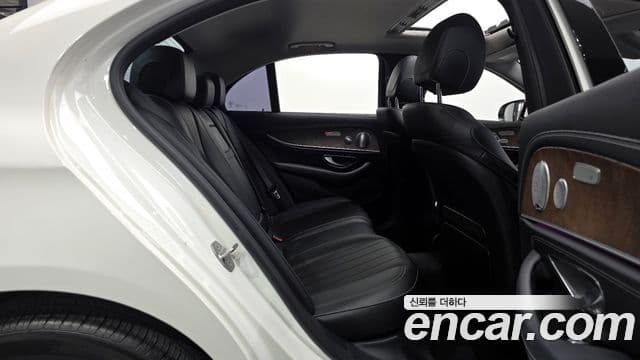 Mercedes-Benz E-класс W213 Exclusive, 2018 12