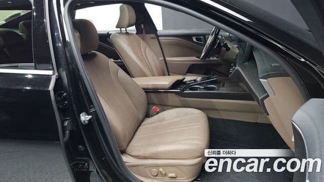 Kia K8 гибрид Noblesse, 2022 10