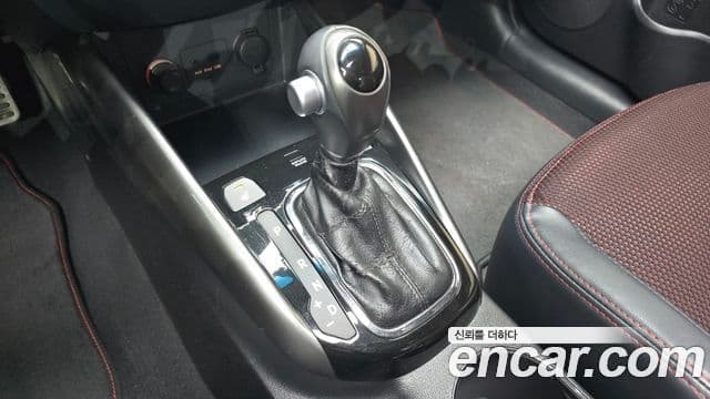 Kia Forte купе Prestige, 2011 9