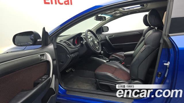 Kia Forte купе Prestige, 2011 10