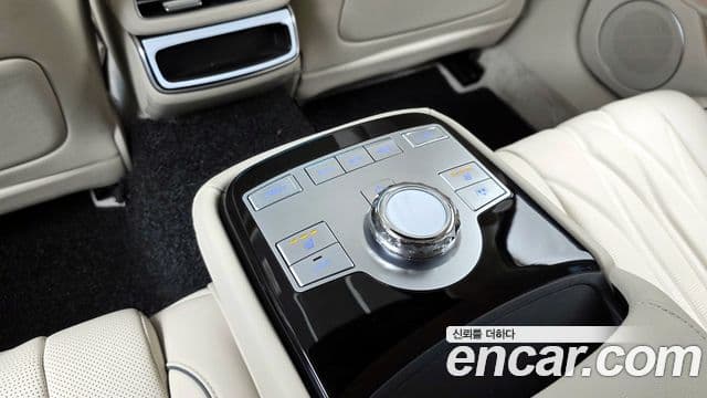 Genesis G80 (RG3) бензин 2.5 турбо 2WD, 2025 19