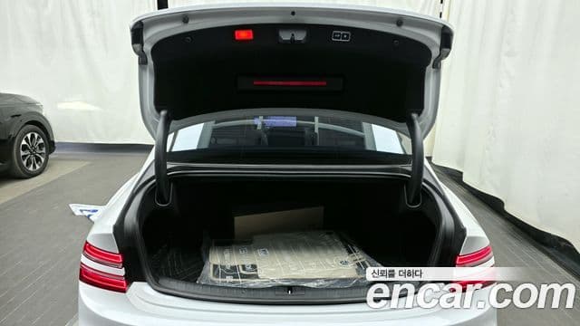 Genesis G80 (RG3) бензин 2.5 турбо 2WD, 2025 20