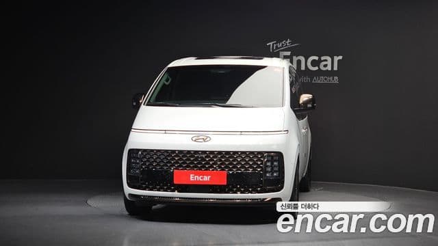 Hyundai Staria Inspiration, 2022 3