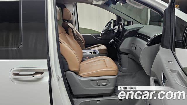 Hyundai Staria Inspiration, 2022 11