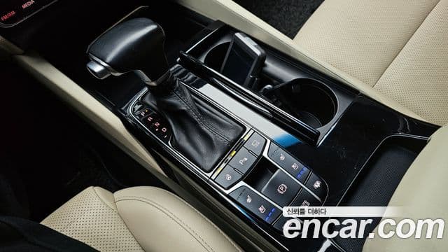 Kia All New K7 Prestige, 2016 9