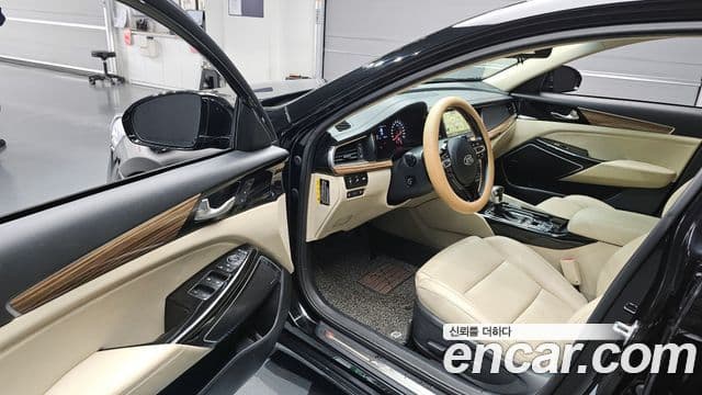 Kia All New K7 Prestige, 2016 10