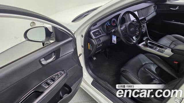 Kia K5 2세대 Prestige, 2017 11