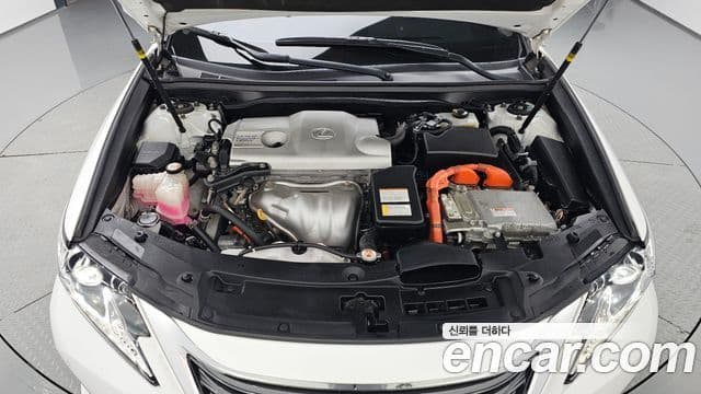 Lexus New ES300h XV60, 2018 6