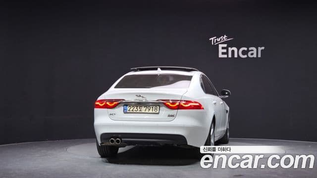 Jaguar XF (X260) 20d Prestige AWD, 2018 4