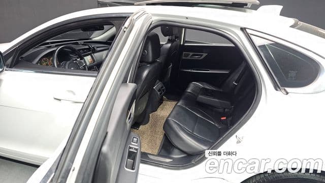 Jaguar XF (X260) 20d Prestige AWD, 2018 13