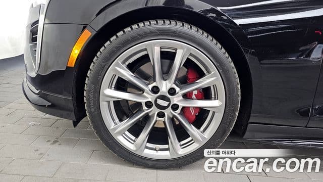 Cadillac CT4 2.0 Sport, 2020 все фото