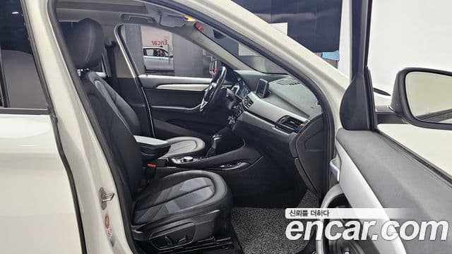 BMW X1 (F48), 2016 10