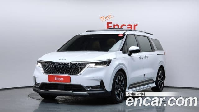 Kia Carnival 4세대 Signature, 2022 1