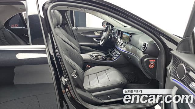 Mercedes-Benz E-класс W213 Avantgarde, 2018 11