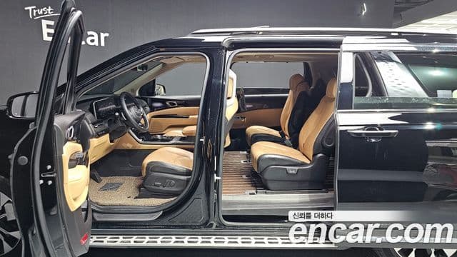 Kia Carnival 4세대 Signature, 2021 11