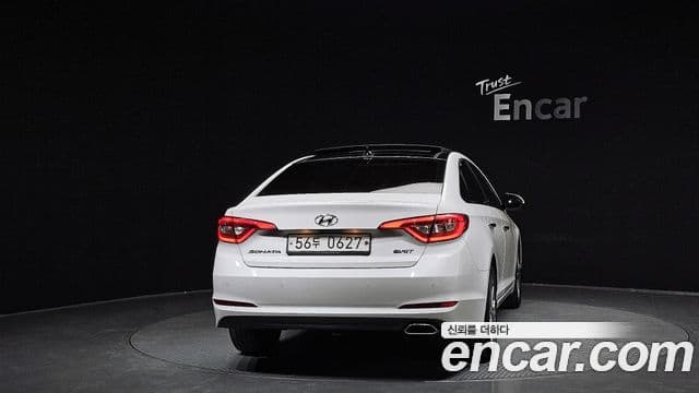 Hyundai LF Sonata Special, 2016 4