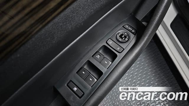 Hyundai LF Sonata Special, 2016 13