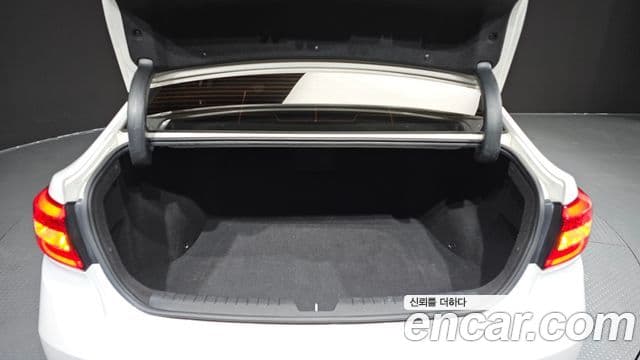 Hyundai LF Sonata Special, 2016 20